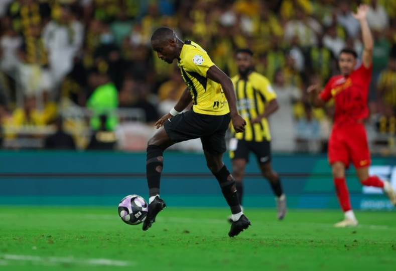 الاتحاد والقادسية.. بث مباشر في نهائي كأس خادم الحرمين